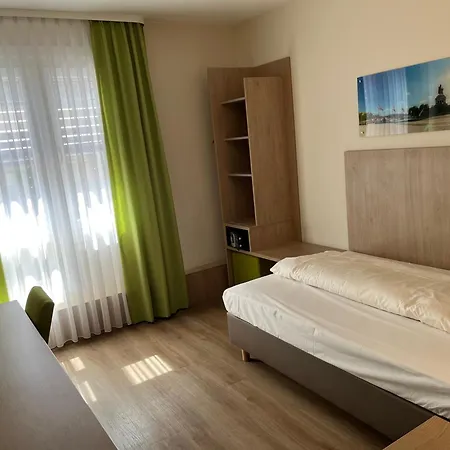 シティーホテル クルヒュルスト バルドゥイン ホテル