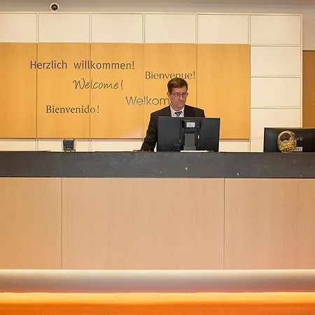 巴尔杜英选帝侯城市酒店 酒店