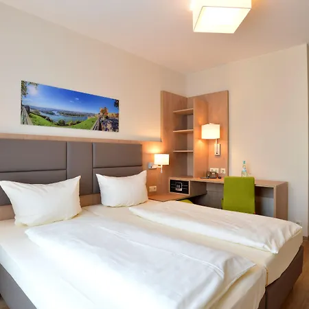City-hotel Kurfuerst Balduin فندق