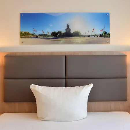 City-hotel Kurfuerst Balduin فندق
